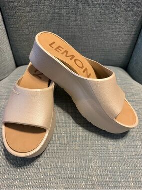 LEMON Cream Platform Slide Sandals